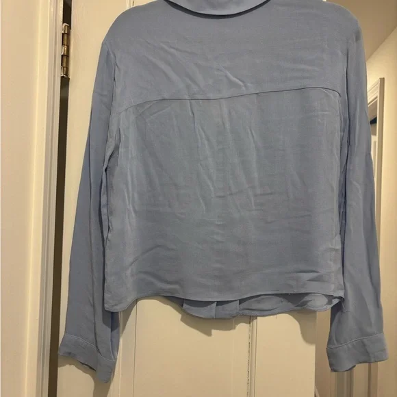 Zara Light Blue Button-Up Cropped Blouse - Picture 4 of 5